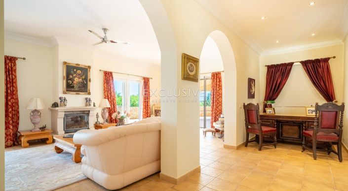 Image No.14-7 Bed Villa for sale