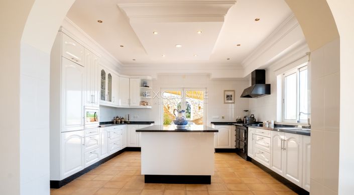 Image No.16-7 Bed Villa for sale