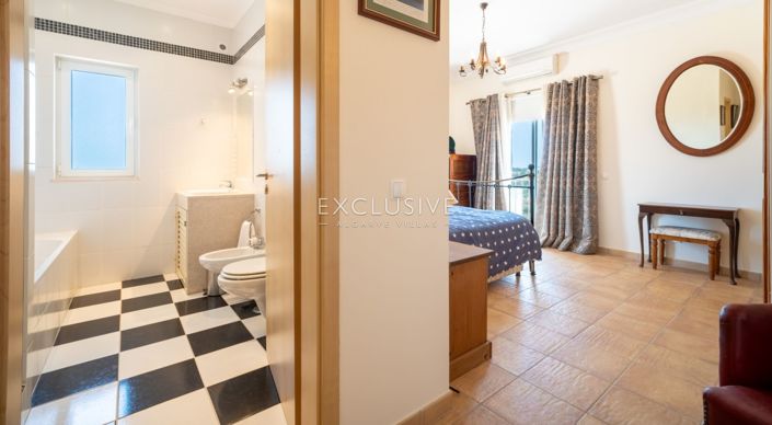 Image No.23-7 Bed Villa for sale