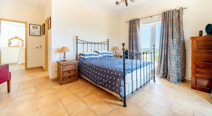 Image No.24-7 Bed Villa for sale