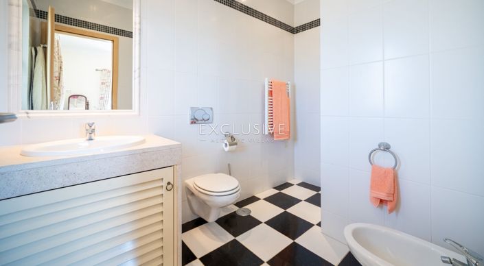 Image No.25-7 Bed Villa for sale