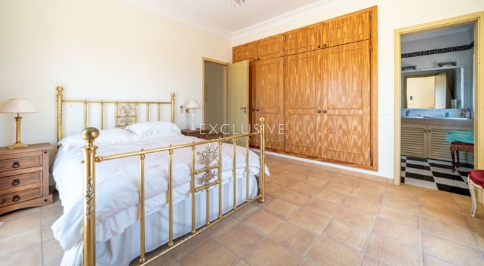 Image No.30-7 Bed Villa for sale