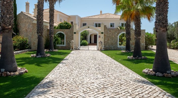 Image No.5-7 Bed Villa for sale