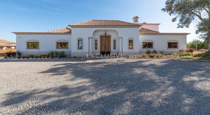 Image No.1-7 Bed Villa for sale