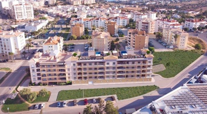 Image No.12-3 Bed Apartment for sale