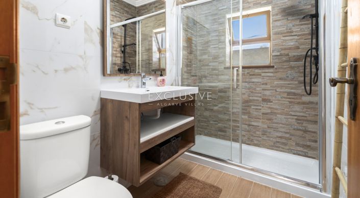 Image No.11-4 Bed Villa for sale