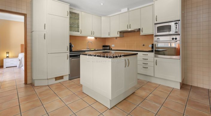 Image No.17-4 Bed Villa for sale