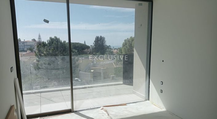 Image No.24-2 Bed Apartment for sale