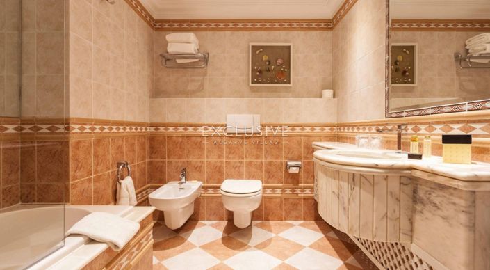 Image No.11-3 Bed Apartment for sale