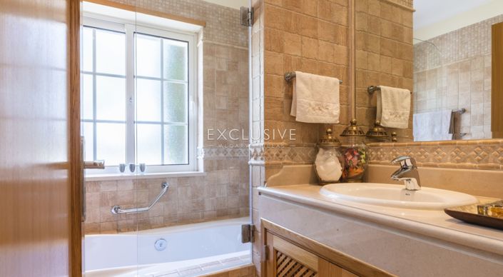 Image No.13-3 Bed Villa for sale