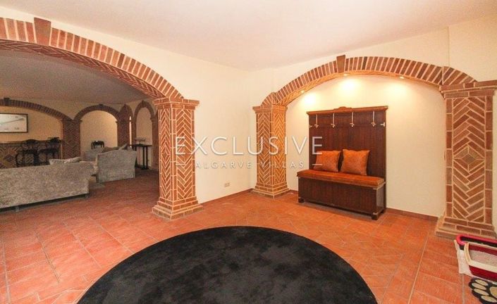 Image No.17-3 Bed Villa for sale