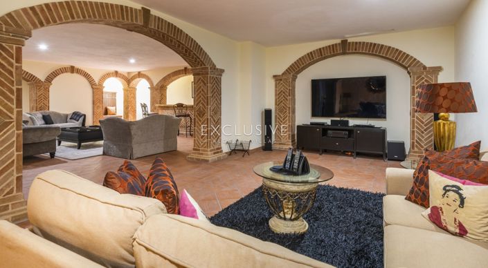 Image No.21-3 Bed Villa for sale