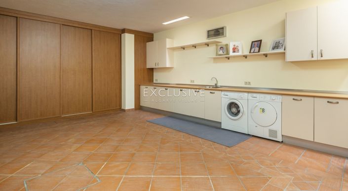 Image No.24-3 Bed Villa for sale