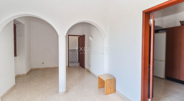 Image No.18-4 Bed Villa for sale