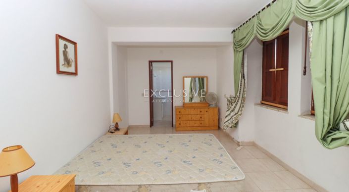 Image No.21-4 Bed Villa for sale