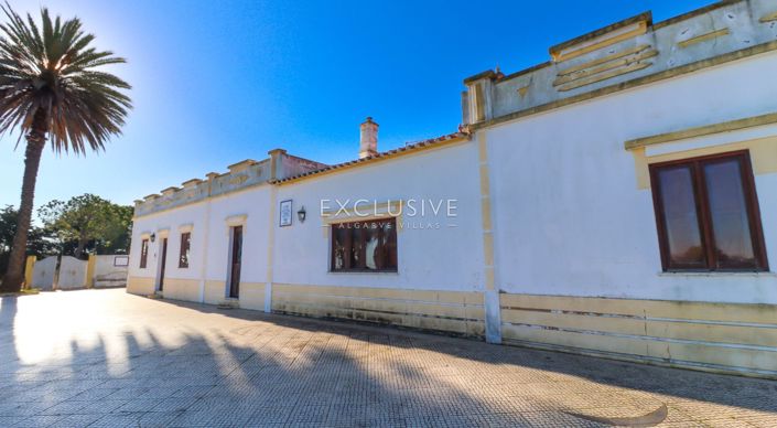 Image No.28-4 Bed Villa for sale