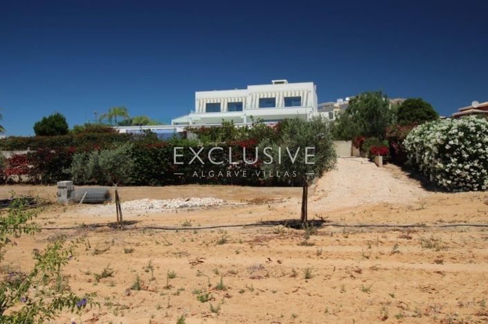 Image No.5-5 Bed Villa for sale