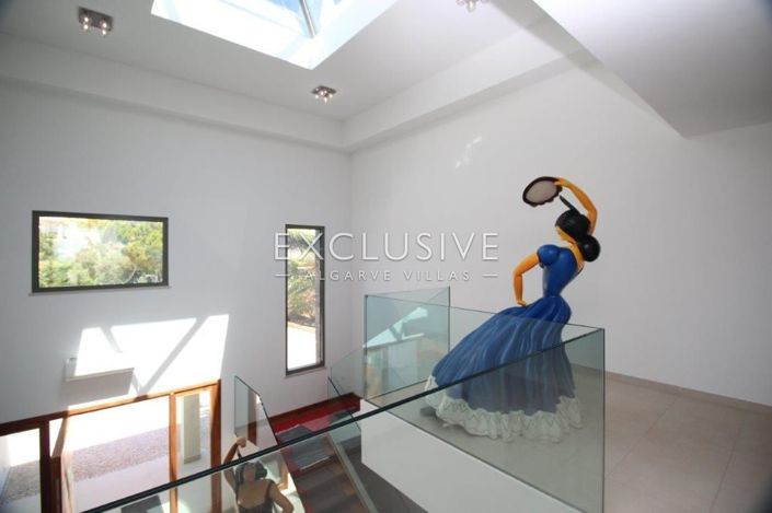 Image No.7-5 Bed Villa for sale