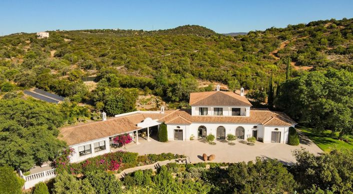 Image No.2-6 Bed Villa for sale