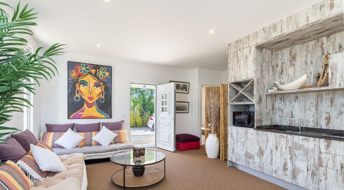 Image No.27-6 Bed Villa for sale