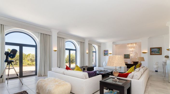 Image No.5-6 Bed Villa for sale