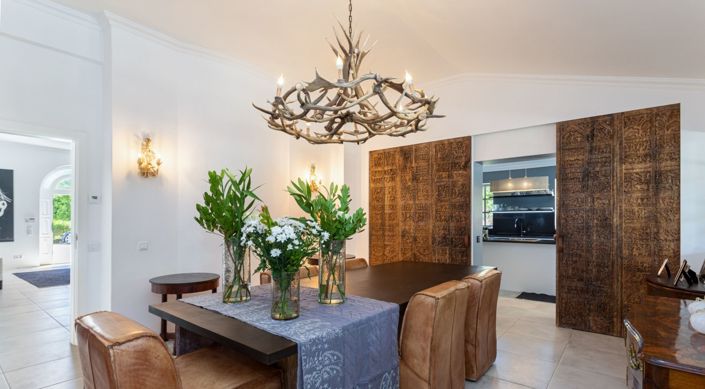 Image No.9-6 Bed Villa for sale