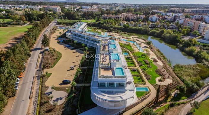 Image No.21-3 Bed Apartment for sale