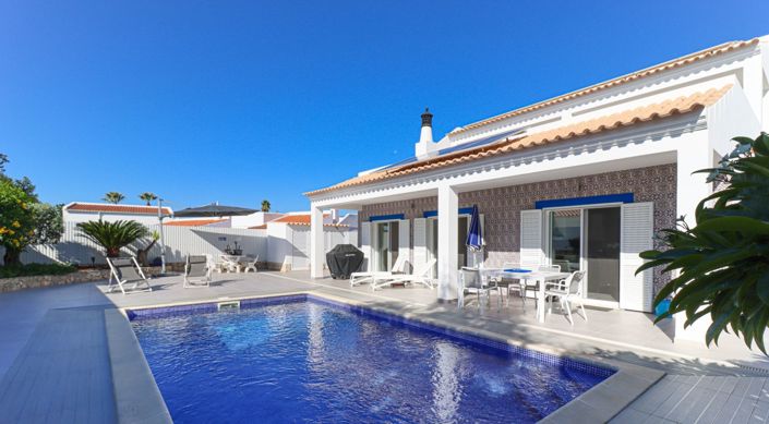 Image No.1-Villa de 4 chambres à vendre à Lagoa
