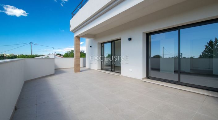 Image No.14-4 Bed Villa for sale