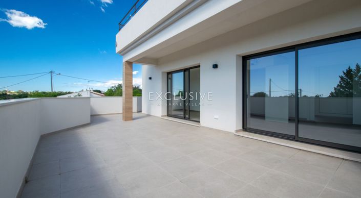 Image No.26-4 Bed Villa for sale