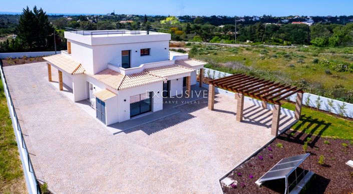 Image No.27-4 Bed Villa for sale