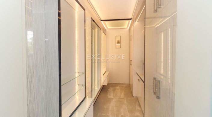 Image No.22-4 Bed Villa for sale