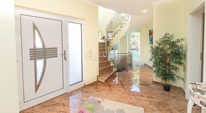 Image No.7-4 Bed Villa for sale