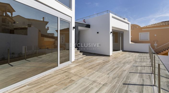 Image No.19-4 Bed Villa for sale