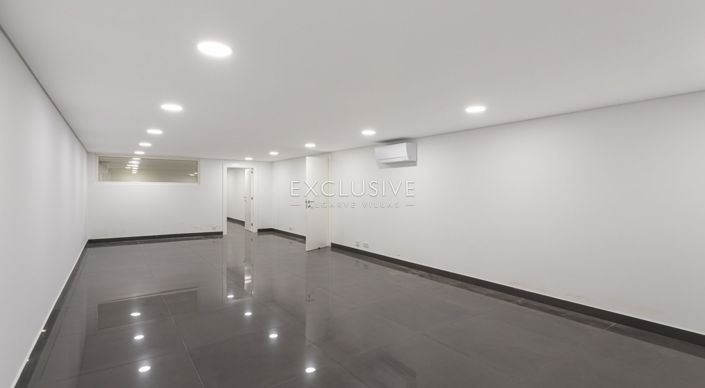 Image No.24-4 Bed Villa for sale