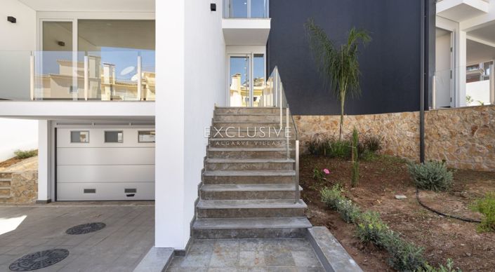 Image No.27-4 Bed Villa for sale