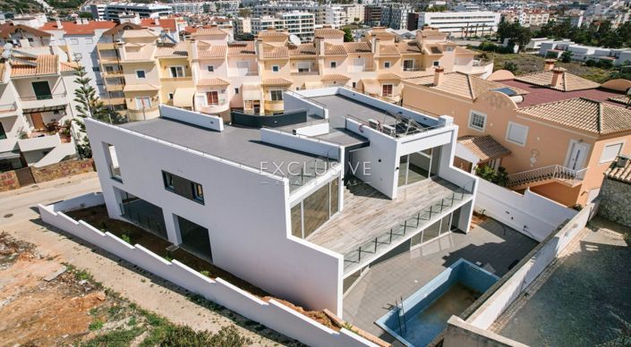 Image No.32-4 Bed Villa for sale