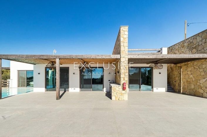 Image No.26-4 Bed Villa for sale