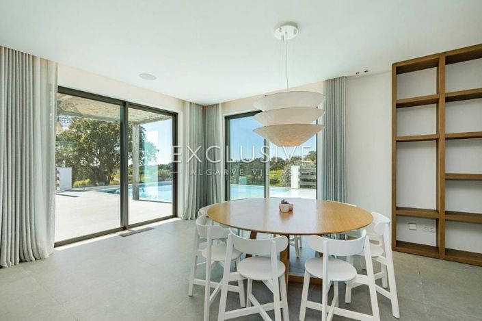 Image No.7-4 Bed Villa for sale