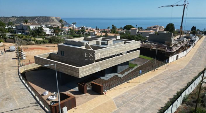 Image No.6-4 Bed Villa for sale