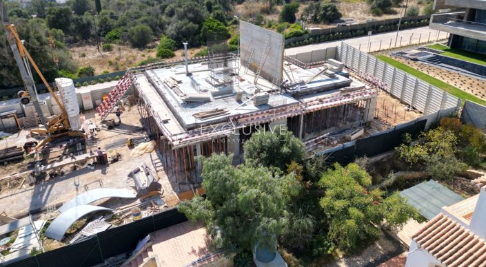 Image No.5-3 Bed Villa for sale