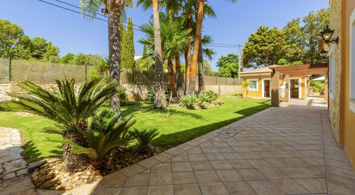 Image No.29-4 Bed Villa for sale