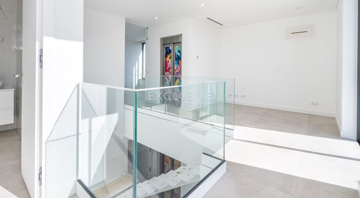 Image No.12-Villa de 4 chambres à vendre à Lagos