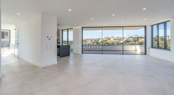 Image No.6-Villa de 4 chambres à vendre à Lagos