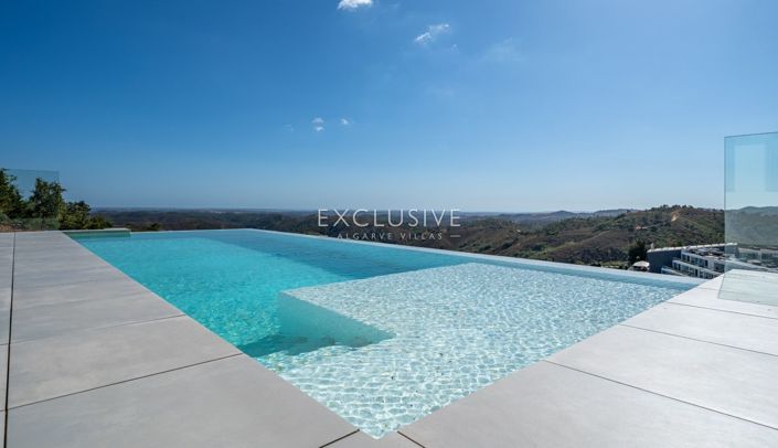 Image No.1-3 Bed Villa for sale