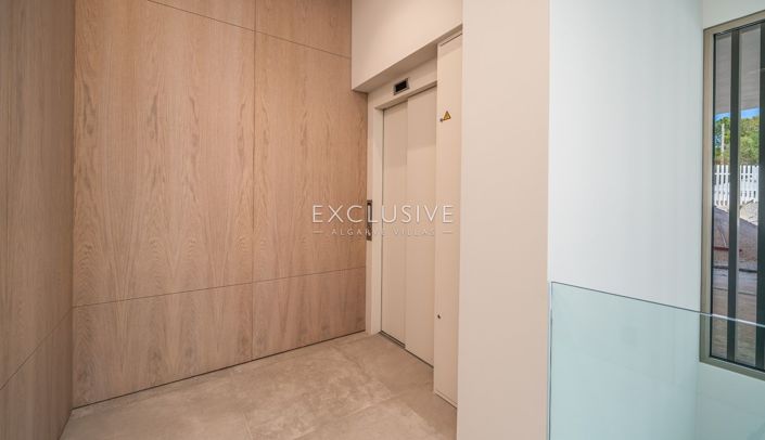 Image No.11-3 Bed Villa for sale