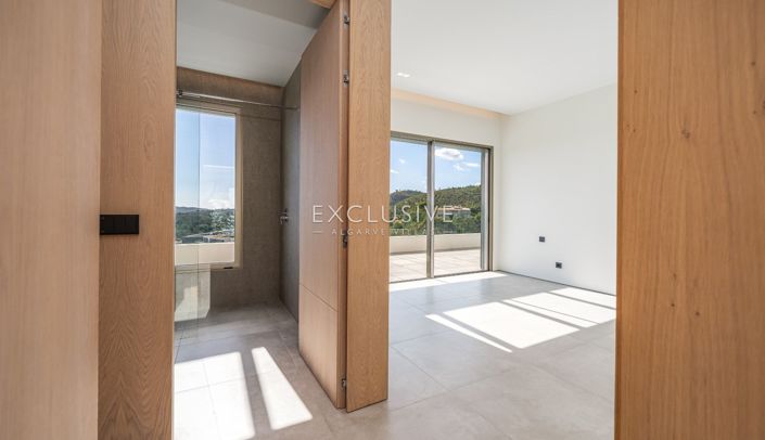 Image No.23-3 Bed Villa for sale