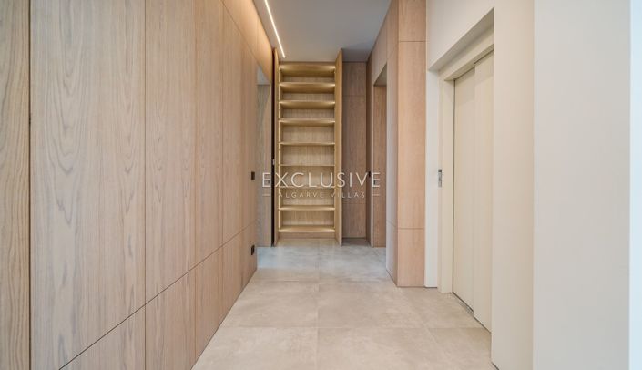 Image No.39-3 Bed Villa for sale