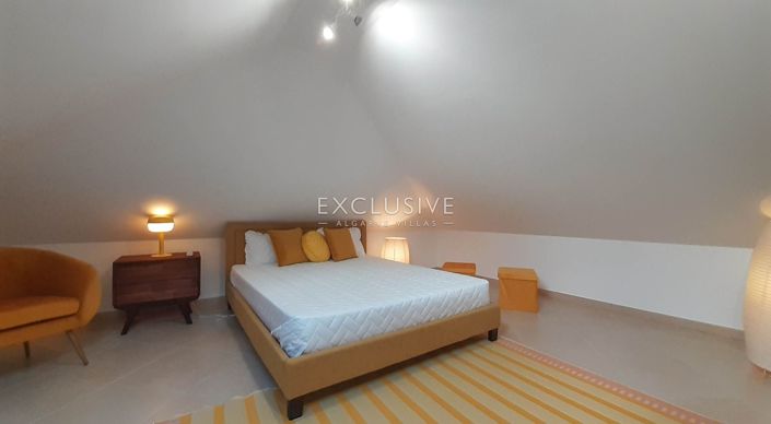 Image No.11-4 Bed Villa for sale