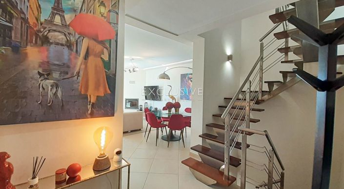 Image No.5-4 Bed Villa for sale